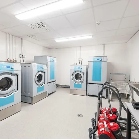 Ξενοδοχείο με διαμερίσματα Forenom Pikku Huopalahti