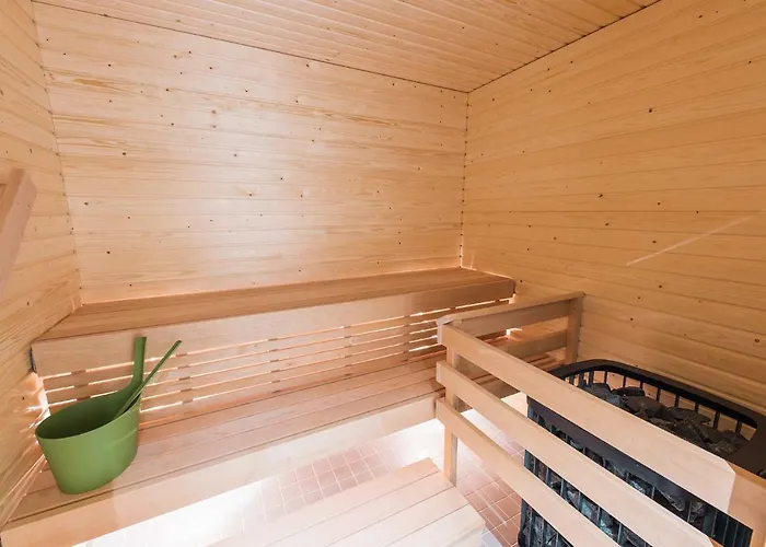 Forenom Pikku Huopalahti Aparthotel 3*