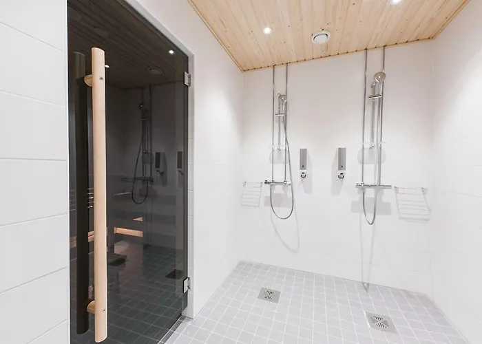 Aparthotel Forenom Pikku Huopalahti 3*